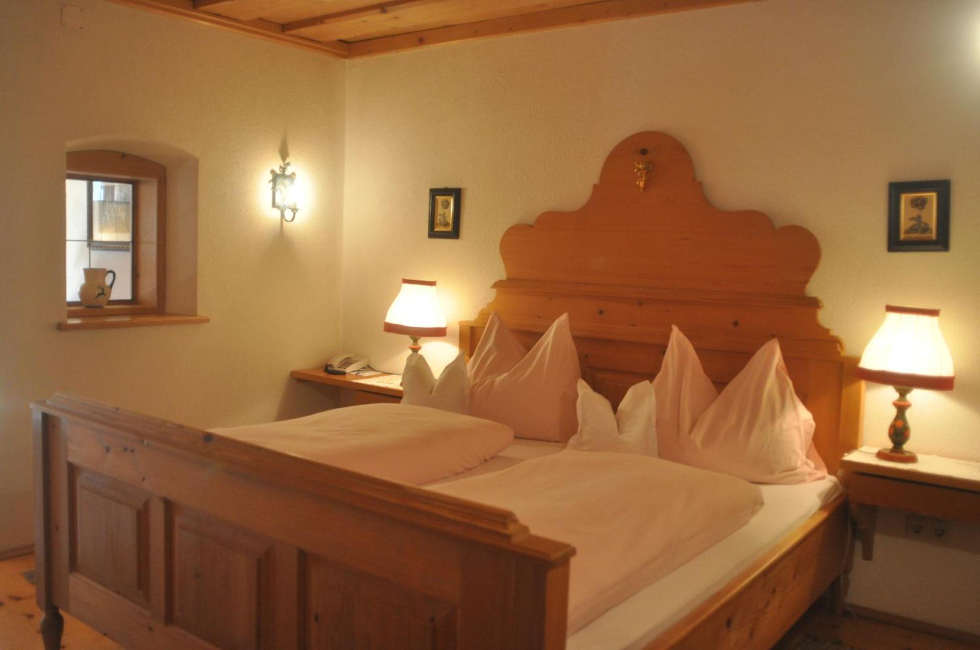 Romantikhotel Almtalhof Grünau im Almtal 객실 사진